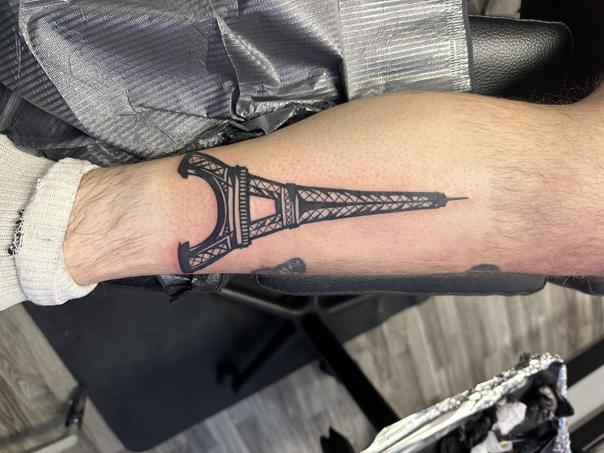 Gettin yatted up boi 🖤🗼