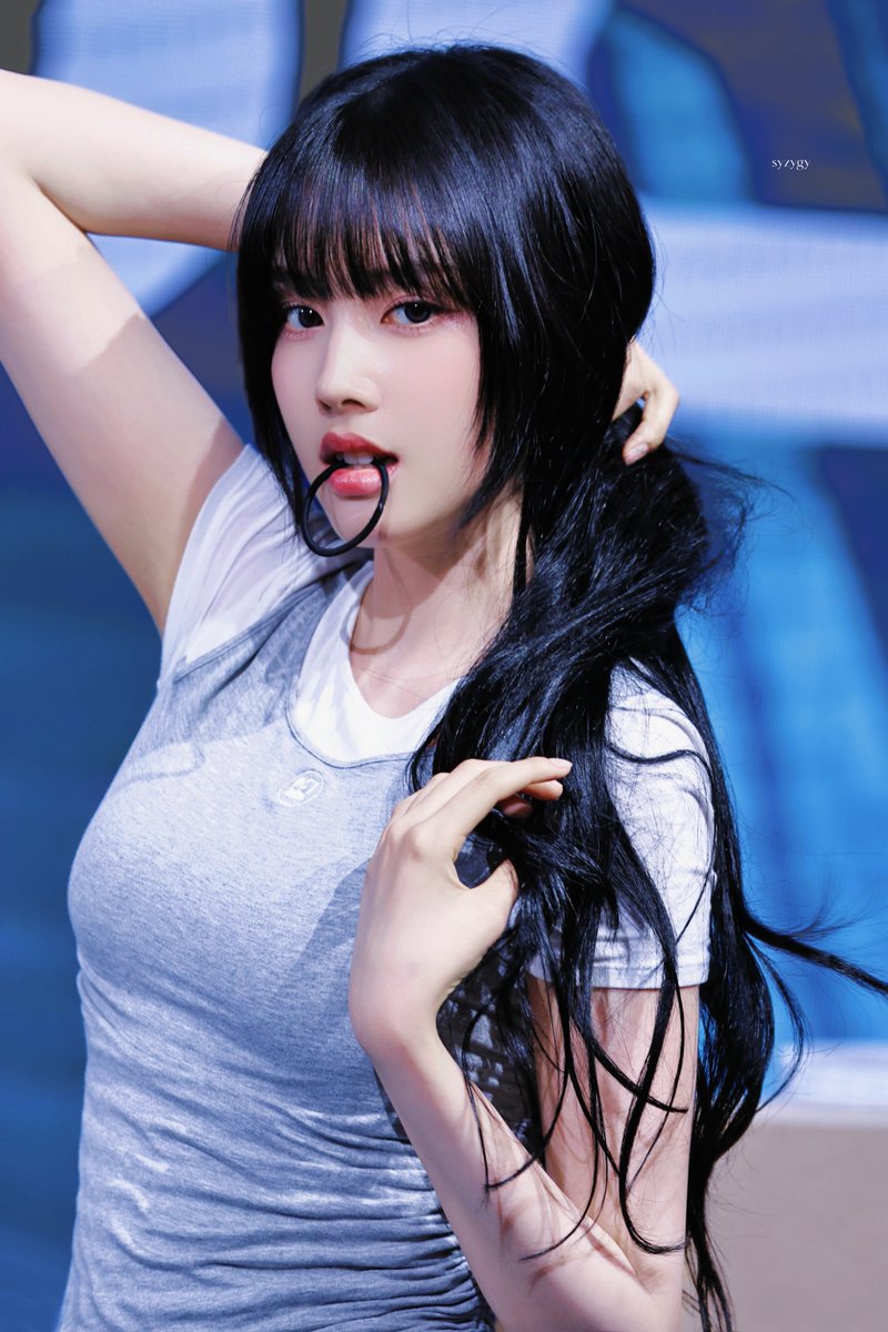 250511

미치겠다…🥹🥹

#스테이씨 #STAYC #윤 #Yoon #자윤 #심자윤 #ユン