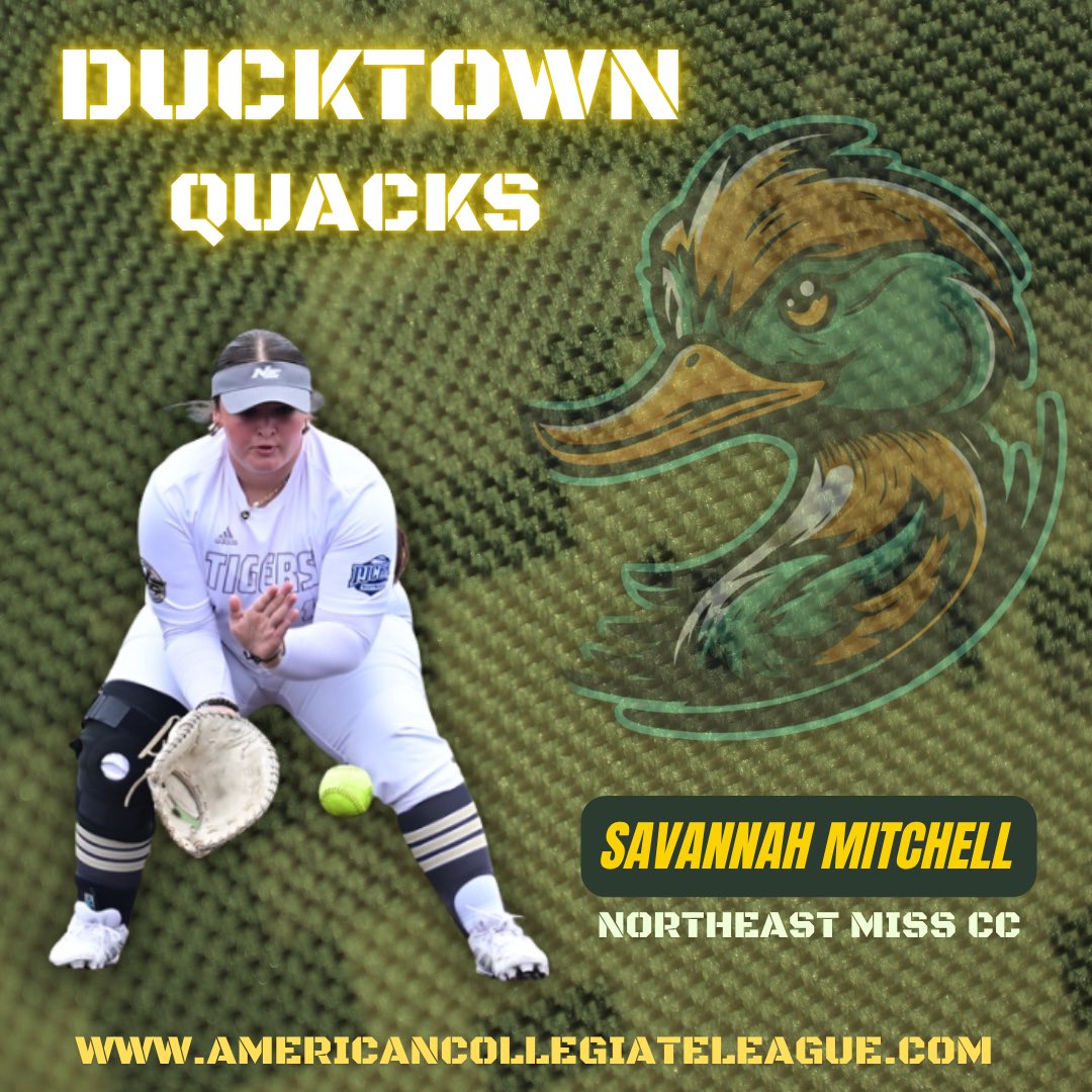 BayCollegiate's tweet photo. Welcome to the 2025 Ducktown Quacks @SavvyMitchell24 from 
@nemccsoftball coming to the GBCL battle at the beach 🏖️ this summer for the QUACKS‼️🦆

🗓️6/11-7/12
📍Huntington Bch, CA
Players Register:⬇️
https://t.co/SRj6DiM6jp

#fastpitchunited #playball https://t.co/3bDdpPHlMK