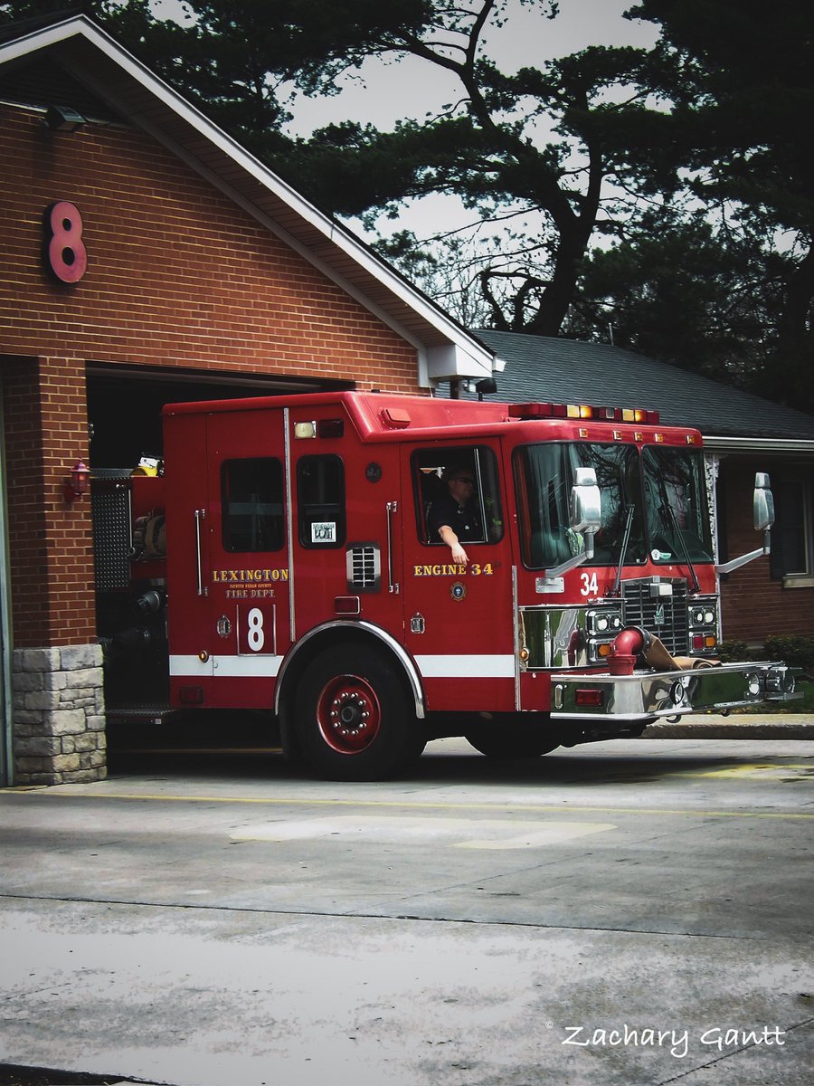 zg_captures's tweet image. Lexington Fire Department! #Firephotography  #firebuff #KY
