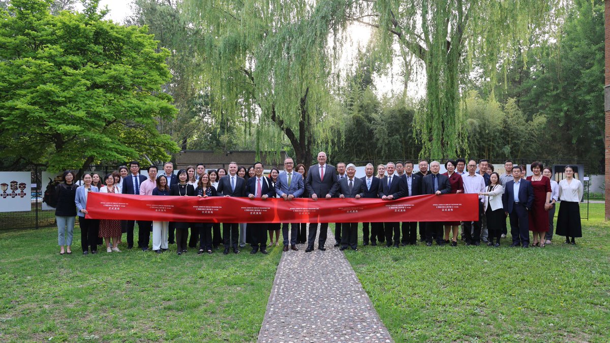 We’re proud to partner with Beijing Rongzhi CSR Institute to launch the Chinese version of the Conflict Prevention Tool, developed by <a href="/ICRC/">ICRC</a> &amp; <a href="/DCAF_Geneva/">DCAF HQ</a> with support from the Swiss government. Now more accessible to Chinese enterprises working in conflict affected countries.