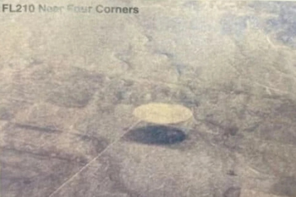 Luis Elizondo Shares Stunning Image of Alleged UFO—But Is It Real or Another Hoax? SoulAsk | Unlock your Mind and Soul | Believe Beyond the Visible - soulask.com/luis-elizondo-…