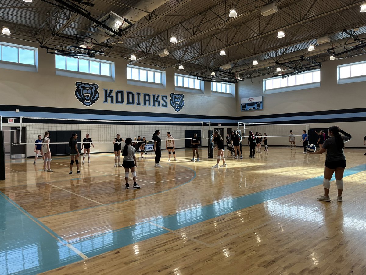 Lots of great things going on with volleyball at NCHS! Love watching these girls SOAR! 

Big shout out to all of the athletes at Keefer for their dedication and excitement and big thank you to HS athletes for coming to support them! #BlessedToBeAnEagle #FutureEagles