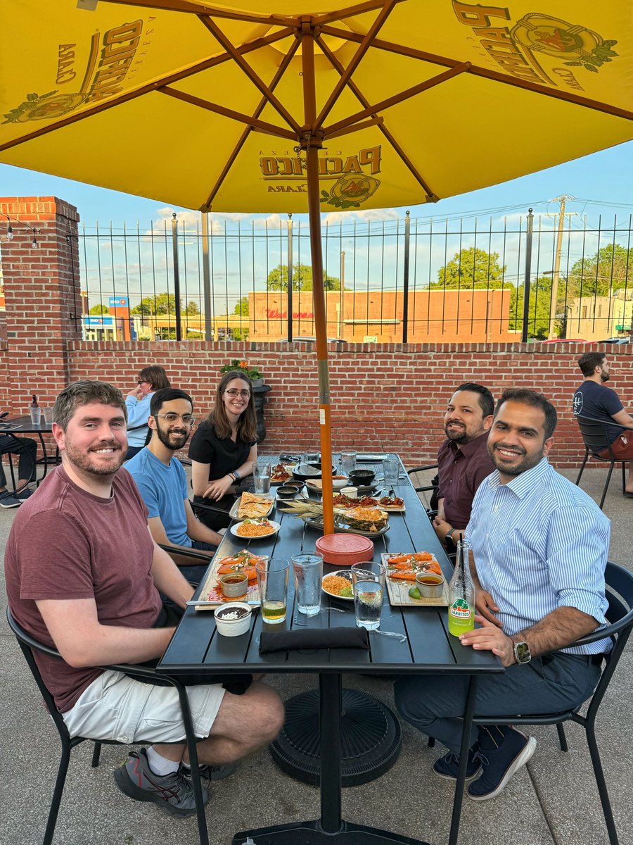 Myasirbaloch's tweet image. what makes a perfect patio taco tuesday even better? A churro cart to top it off!
@WashUNephrology #Nephrology #Fellowship #TacoTuesday
