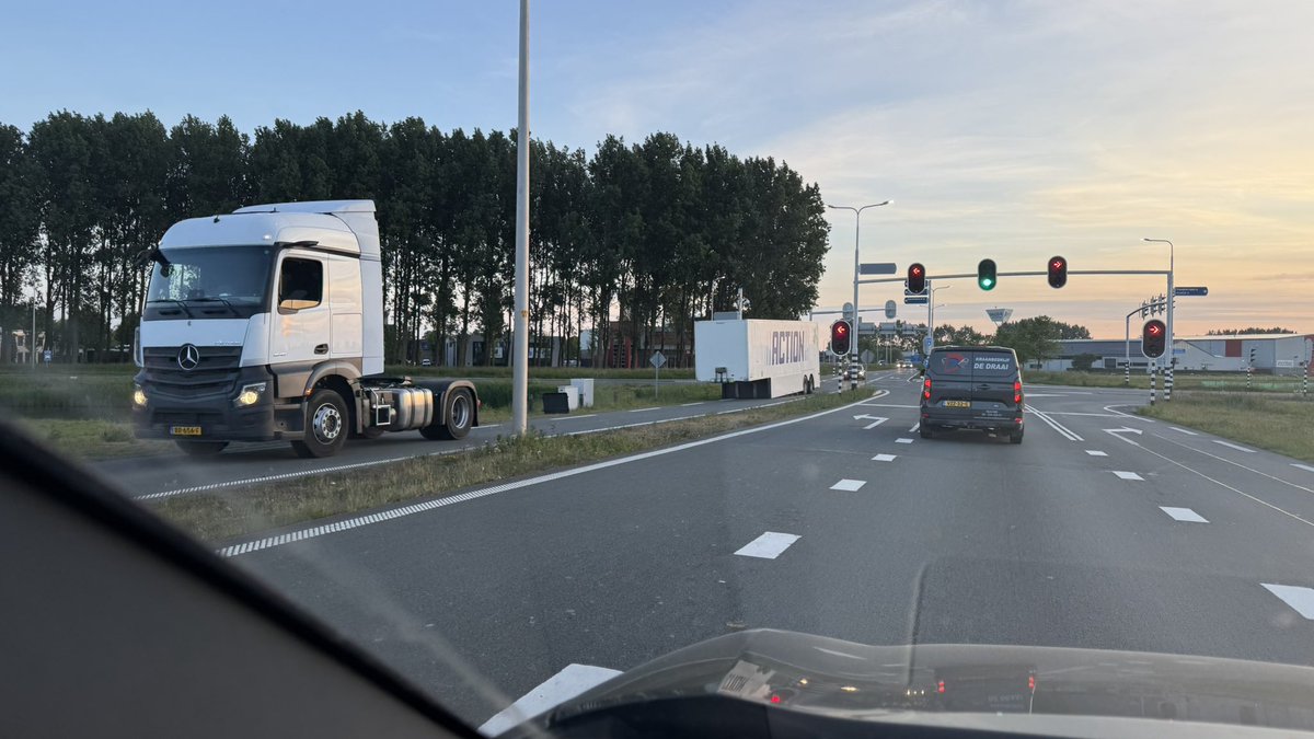 Marco Zomer tweet media