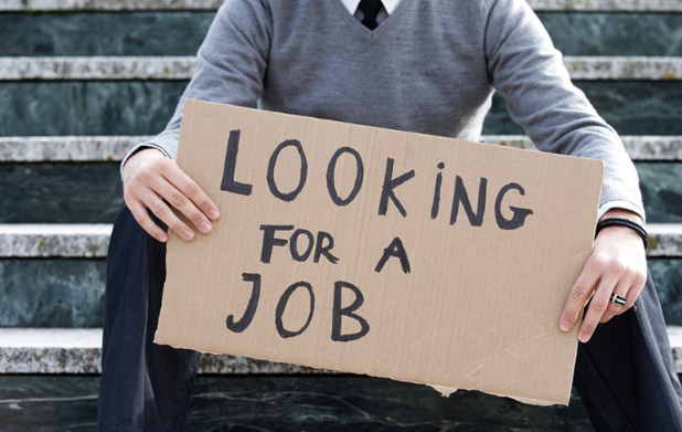 The number of unemployed people in South Africa has gone up. <a href="/StatsSA/">Statistics South Africa (Stats SA)</a> data shows the official unemployment rate increased by 1% point to 32.9 % in the first quarter of this year.

#MorningLive 
#SABCNews