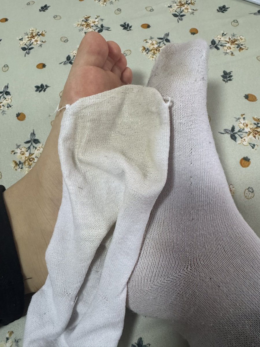 黄推福利内容 - 云朵小羊的原味屋的精彩图片 福利姬云朵小羊的原味屋分享的黄推图片2 - 网红私拍内容