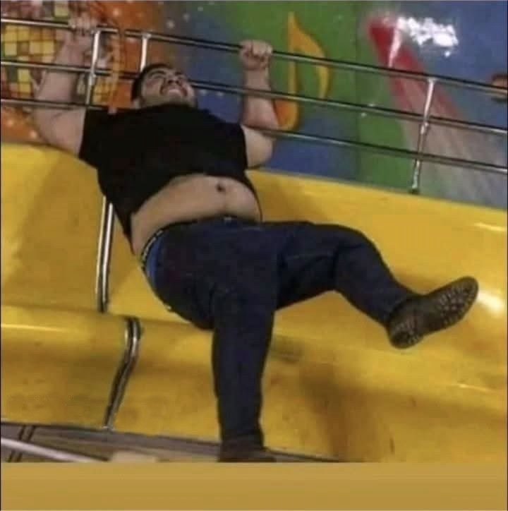 Pato_Moronga's tweet image. Yo aferrándome a los 30’s y a la talla M