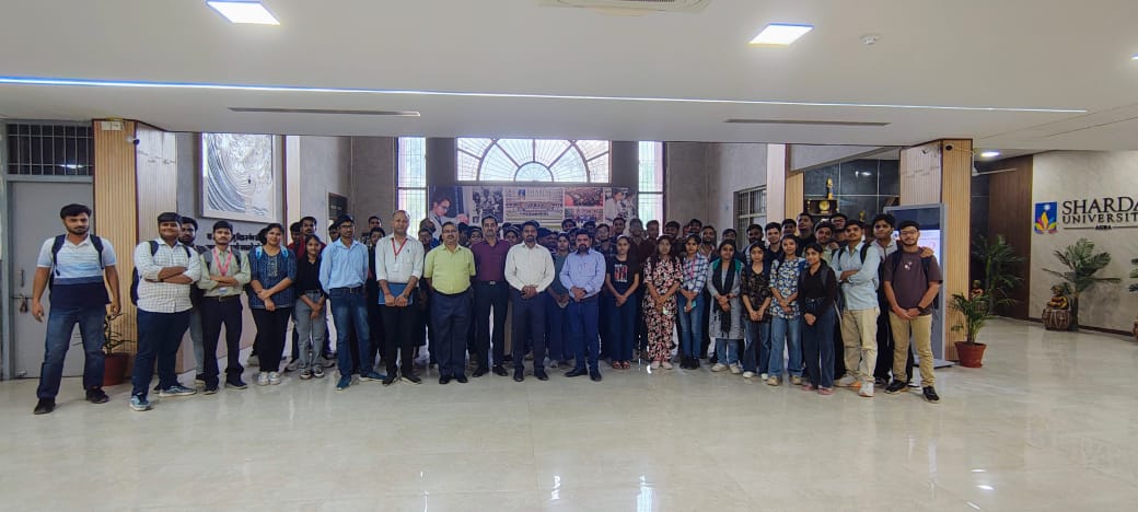 shardauniagra's tweet image. ๐ Sharda University Agra celebrated #NationalTechnologyDay with a high-energy Hackathon (Codathon) on @HackerRank! ๐ป
100+ B.Tech/BCA/MCA students battled through coding challenges under ASET & IIC guidance. Future tech leaders in action! ๐ฎ๐ณ
#Hackathon2025 #CodeForIndia