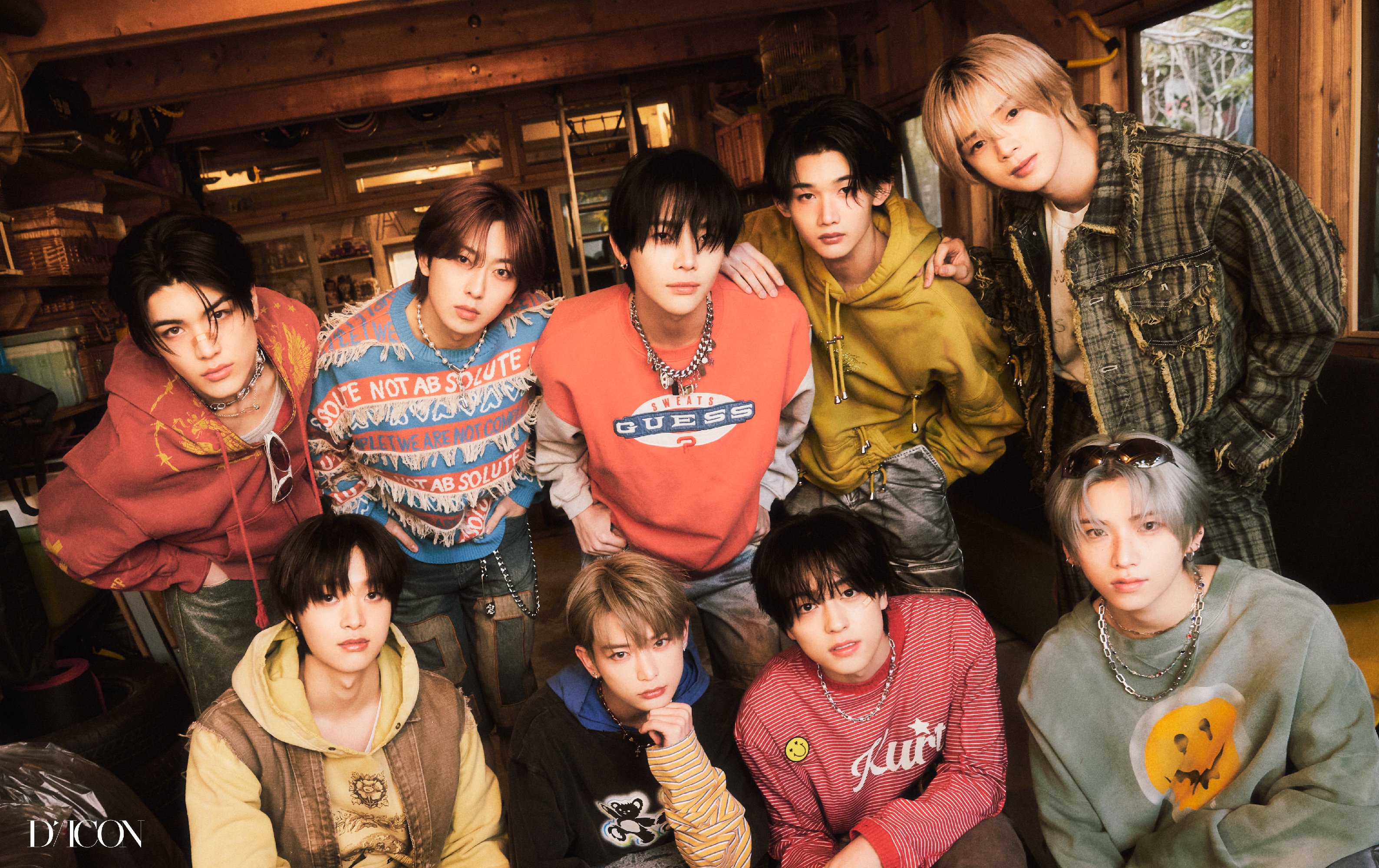 D’ICON VOLUME N°28 &TEAM NICHOLAS ver. D-Icon Issue N°28 &TEAM Forever and Ever (A Type) – Choice