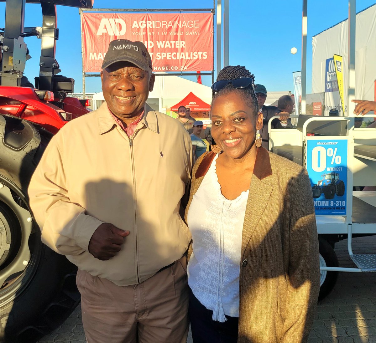 How my day went at #nampo2025  representing UK businesses. Met President <a href="/CyrilRamaphosa/">Cyril Ramaphosa 🇿🇦</a> 🇬🇧🇿🇦