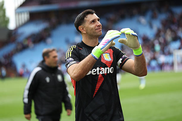 Futbol de Inglaterra tweet media