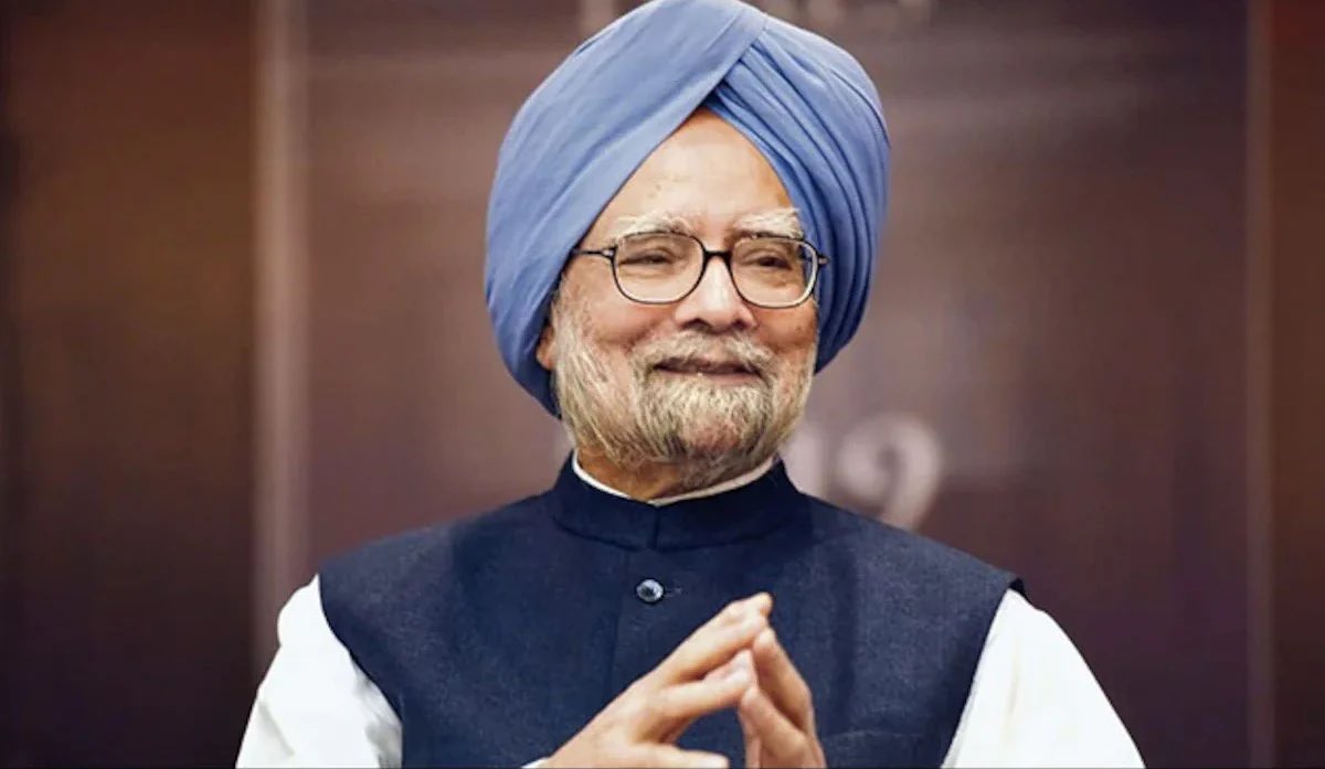 Gagan4344's tweet image. Former PM Dr. Manmohan Singh’s portrait to be placed in the Central Sikh Museum at Sri Darbar Sahib (Golden Temple), Amritsar. Decision taken by SGPC Executive Committee in yesterday’s meeting. 

How do you see this decision? #DrManmohanSingh #SGPC #Amritsar