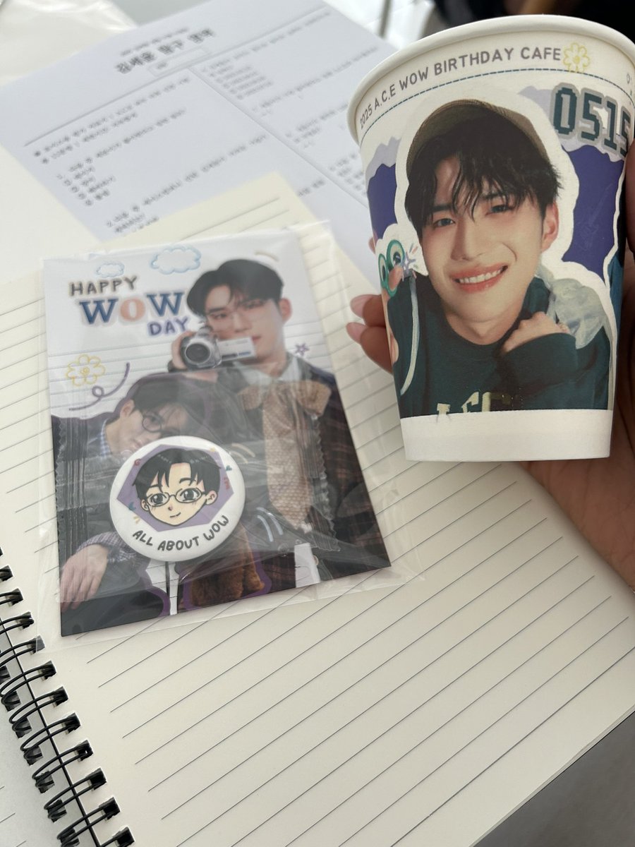 AT THE SEHYOON CAFE IN SEOUL 💜💜💜😈😈

#세윤이의날_기록해두고싶은순간
#ALL_ABOUT_WOW #SEHYOON #WOW #세윤 #와우 #킹와우