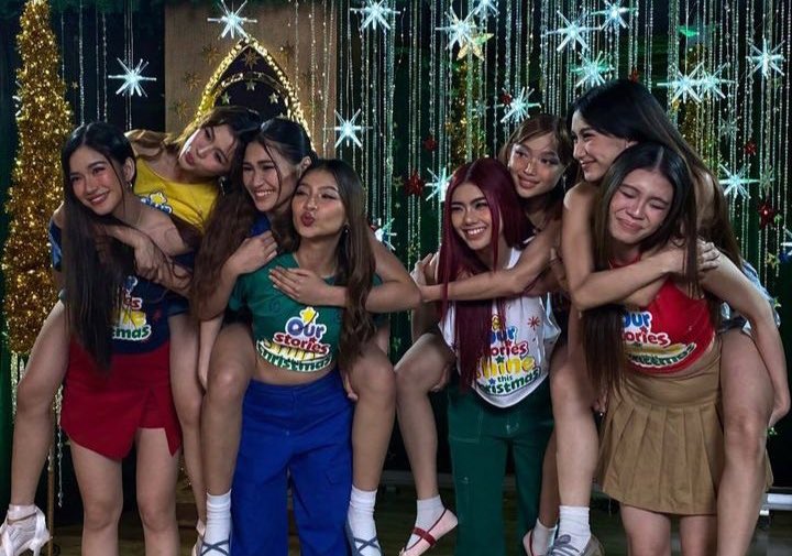 andrada_mae's tweet image. Safe skies, stay healthy &amp;amp; enjoy the world tour girls! 🩵💚💛🧡🩷❤️💙💜

BINI GOING GLOBAL

#WaloHanggangWorldTour
#BloomsSendOffBINI #BINI