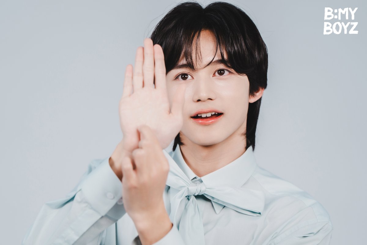 SBSNOW's tweet photo. [📸]
청량한 소년들의 비하인드를 공개합니다☘️

B:GINNER
#카이 #KAI
#하루토 #HARUTO
#황희우 #HWANGHEEWOO

SBS 새 예능 <B:MY BOYZ>
☞ 6월 첫 방송

#SBS새예능 #BEMYBOYZ #비마이보이즈
#글로벌보이그룹오디션 #오디션
#BoyGroupAudition #GlobalAudition
@bemyboyz_twt https://t.co/yvDuS8c6EC