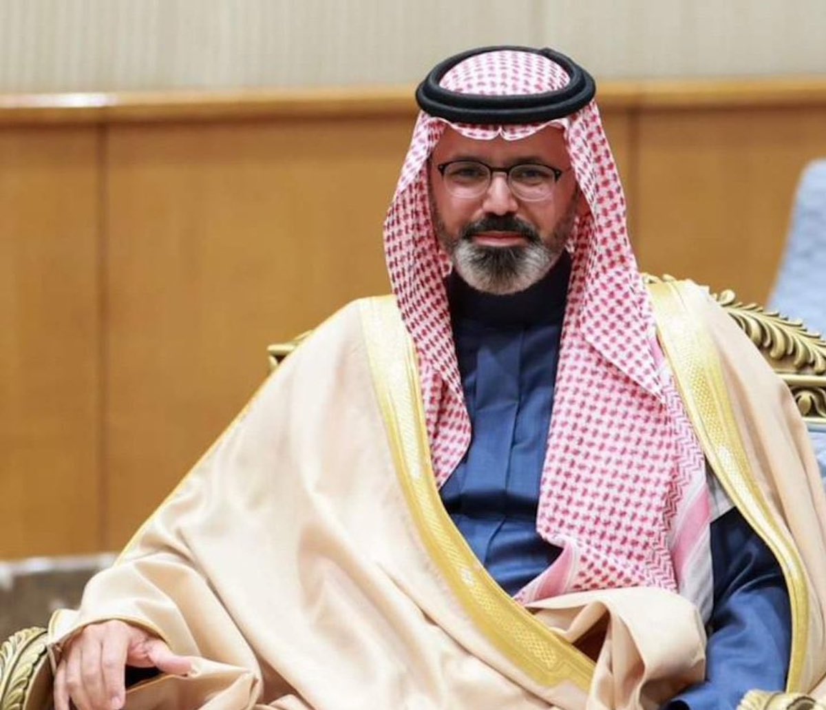 مرحباً نائب أمير منطقة جازان 

 مرحباً بك بين أهلك ومحبيك حللت أهلاً ونزلت سهلاً ونستبشر بقدومك خيراً لمنطقة جازان ونهنئك بمناسبة الثقة الملكية بتعيين صاحب السمو الأمير ناصر بن محمد بن عبدالله بن جلوي آل سعود نائباً لأمير منطقة جازان