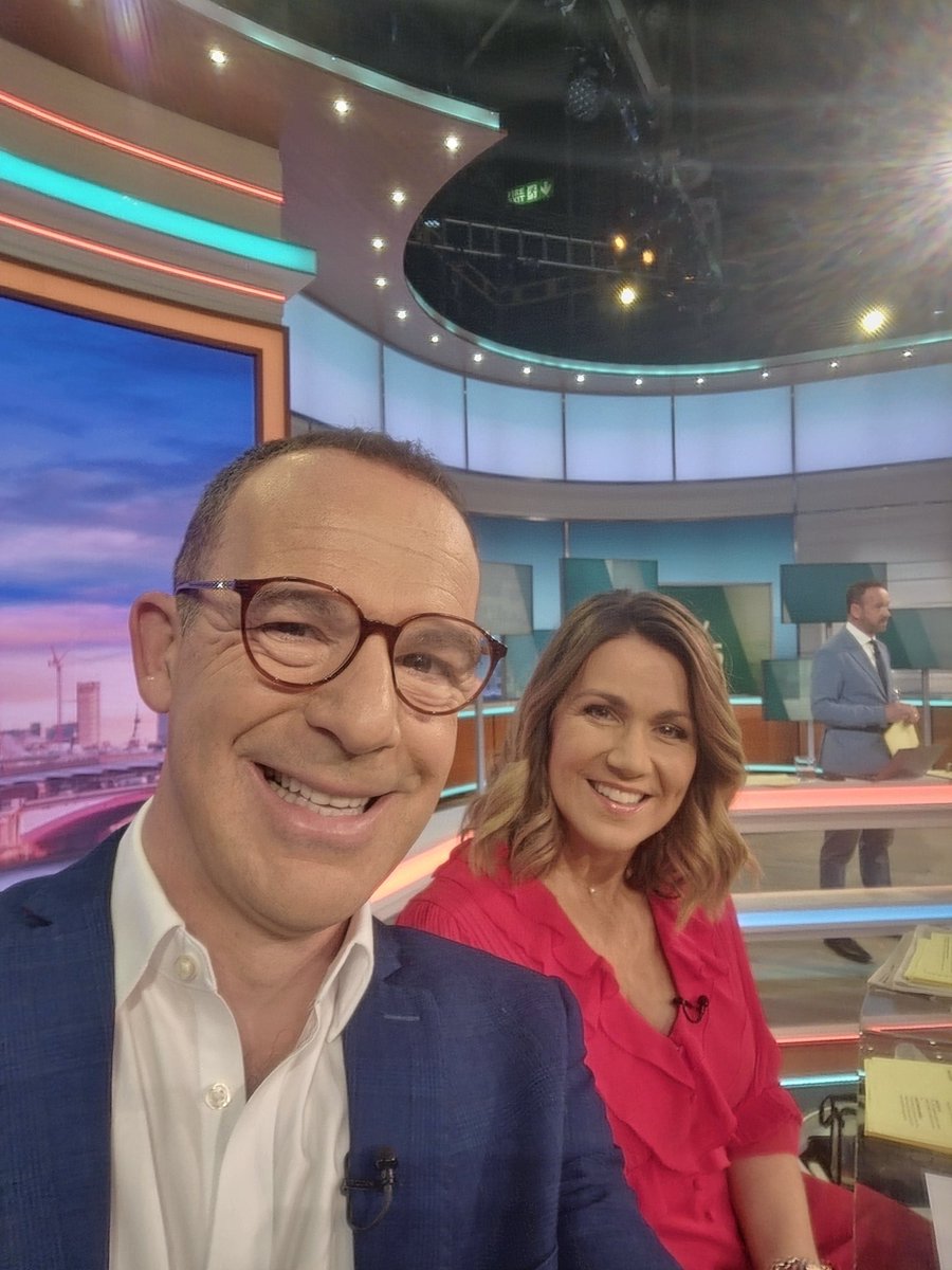 Martin Lewis tweet media