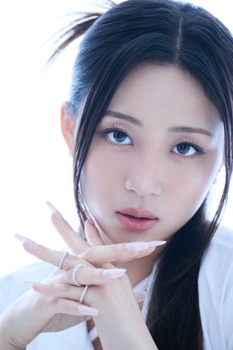 Gq4pA0ZWoAAKEN7?format=jpg&name=medium