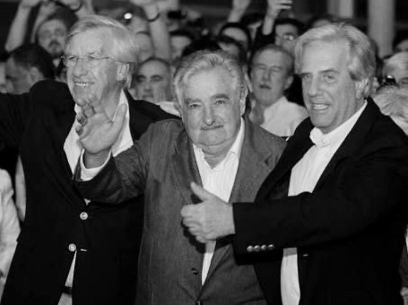 Tres grandes que se volverán a encontrar. 
Hasta siempre querido Pepe.❤️‍🩹