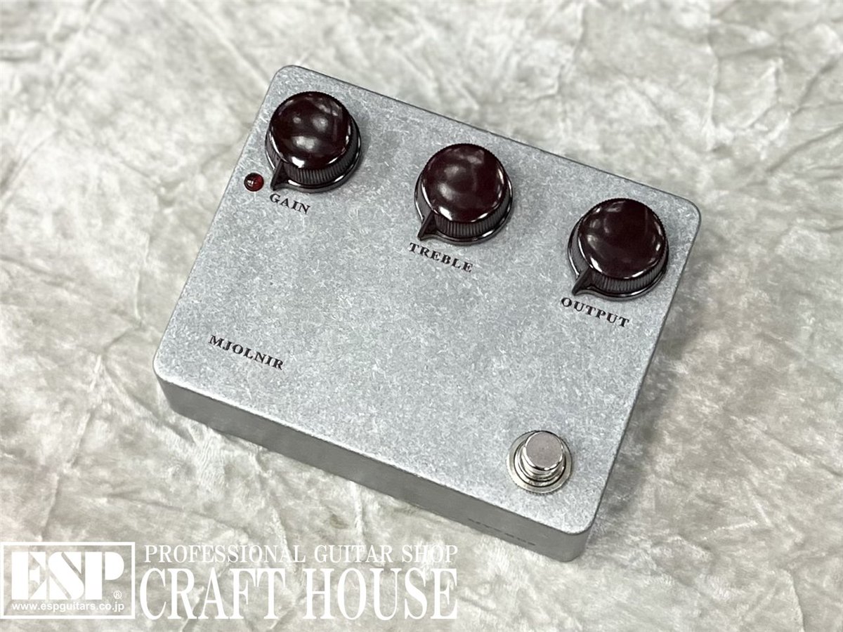 espcrafthouse's tweet image. 【✨入荷情報✨】
先日のサウンドメッセが初お披露目の『Mythos Pedals MJOLNIR Limited』が2種入荷！
限定30台と非常に少ないので、お買い求めはお早めに💨

MJOLNIR Limited / Gold
digimart.net/cat13/shop22/D…

MJOLNIR Limited / Silver
digimart.net/cat13/shop22/D…

#ESP渋谷 #MythosPedals #MJOLNIR