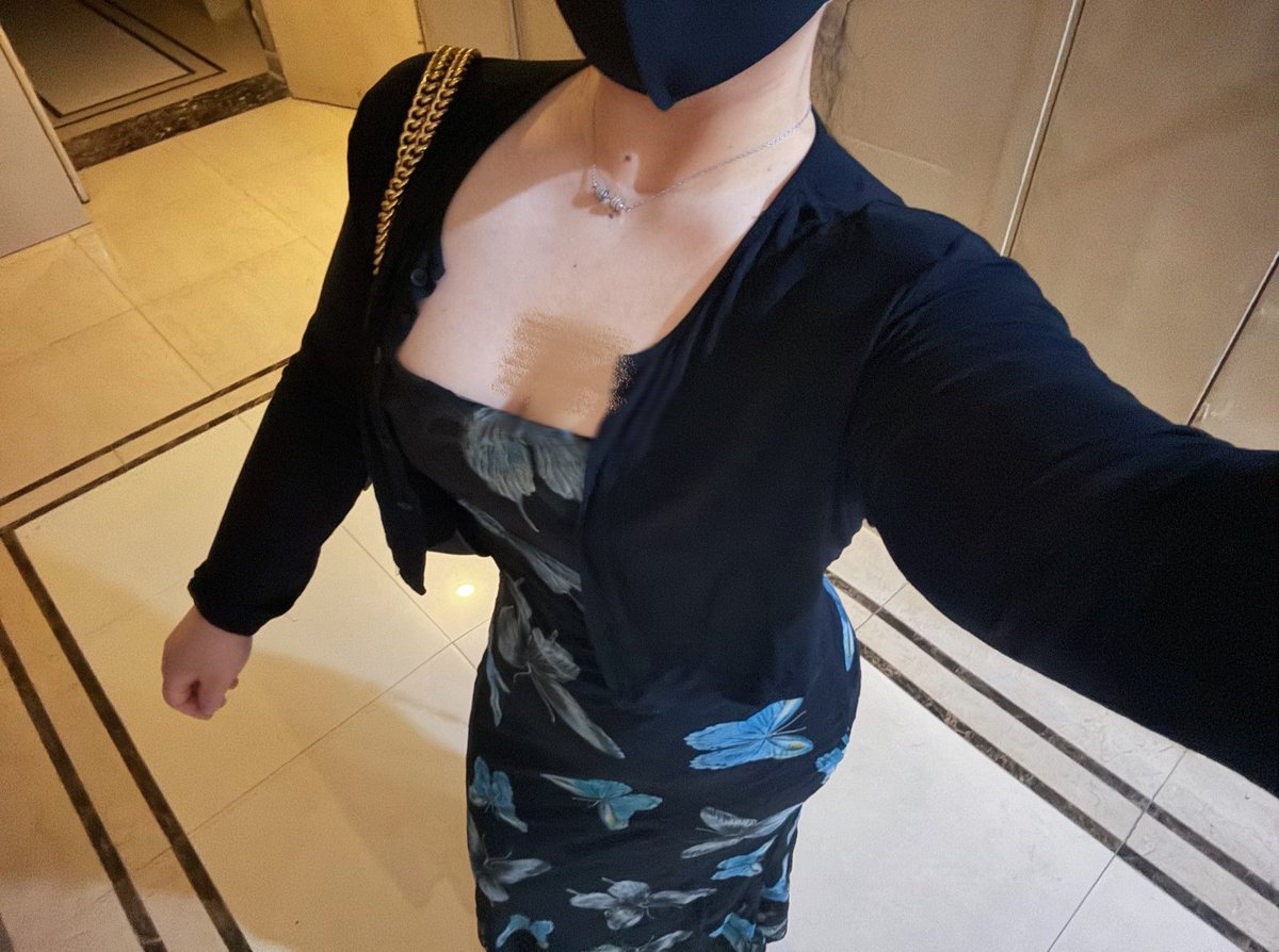 喜欢瑜伽裤还是包臀裙