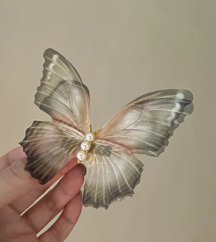 heart_jpg's tweet image. fairy butterfly hairpin