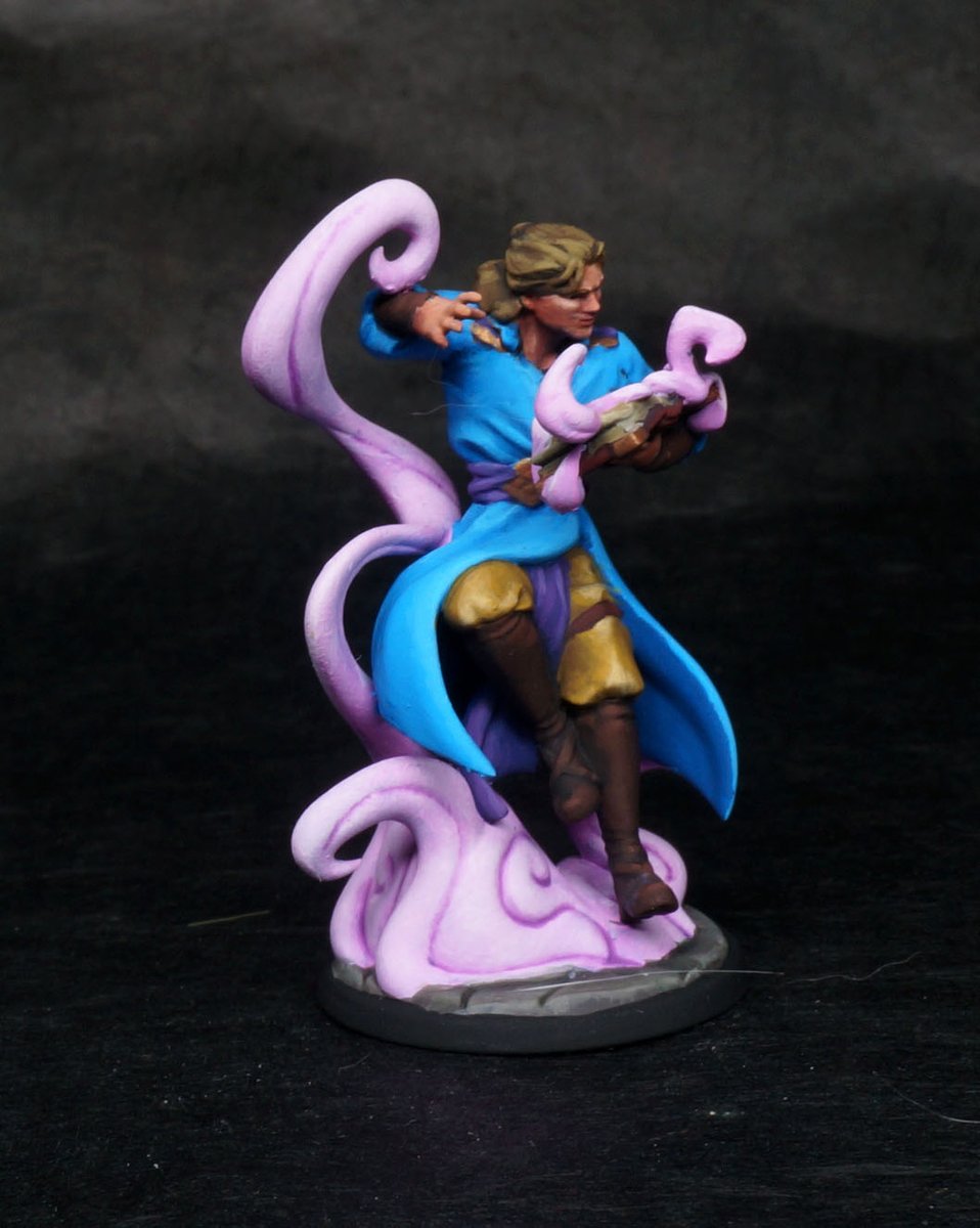 Bubblicious wizard. Twin Goddess miniatures