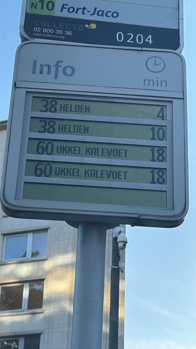 Bravo <a href="/STIBMIVB/">STIB-MIVB</a> ! Les eleves des écoles d’uccle vous remercient. Vous êtes incapable d’assure un bus 60 chaque 10 minutes a Bruxelles pour laisser les enfants arriver à l’heure à l’ecole. Et les autorités font rien. Honteux pour Bruxelles et la Belgique