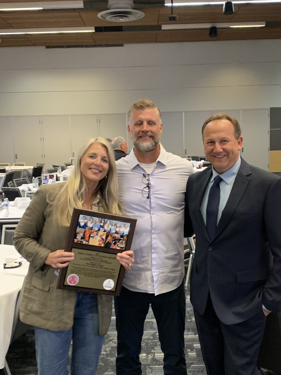 Great night in Tacoma celebrating some incredible athletes, coaches, and officials from Pierce County! <a href="/UW_Football/">Washington Football</a> <a href="/dl_boston5/">Denzel12Official</a> Michael Putnam , Nick Hagadone, Whitney Conder , the McPhee brothers, just some of the athletes honored at the <a href="/TacomaAthletic/">TAC</a> Tribute to Champions!!!