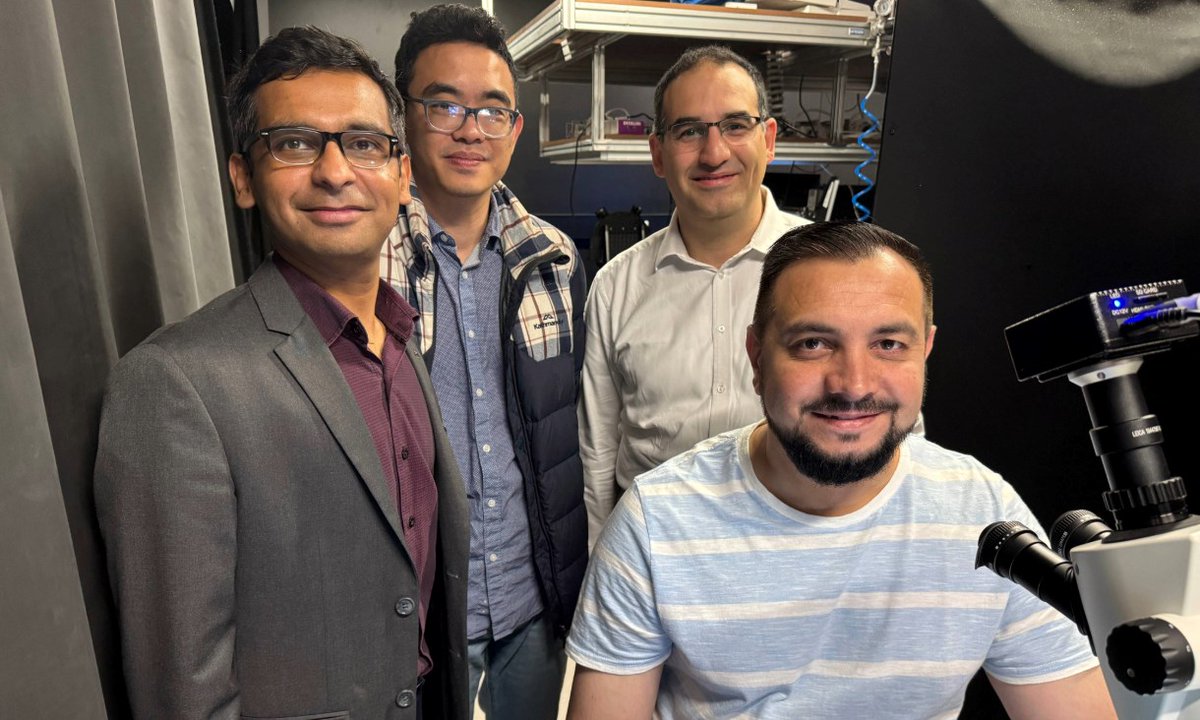 Engineers at RMIT have invented a small ‘neuromorphic’ device that detects hand movement, stores memories and processes information like a human brain, without the need for an external computer. 🧠Read more: rmit.edu.au/news/all-news/…