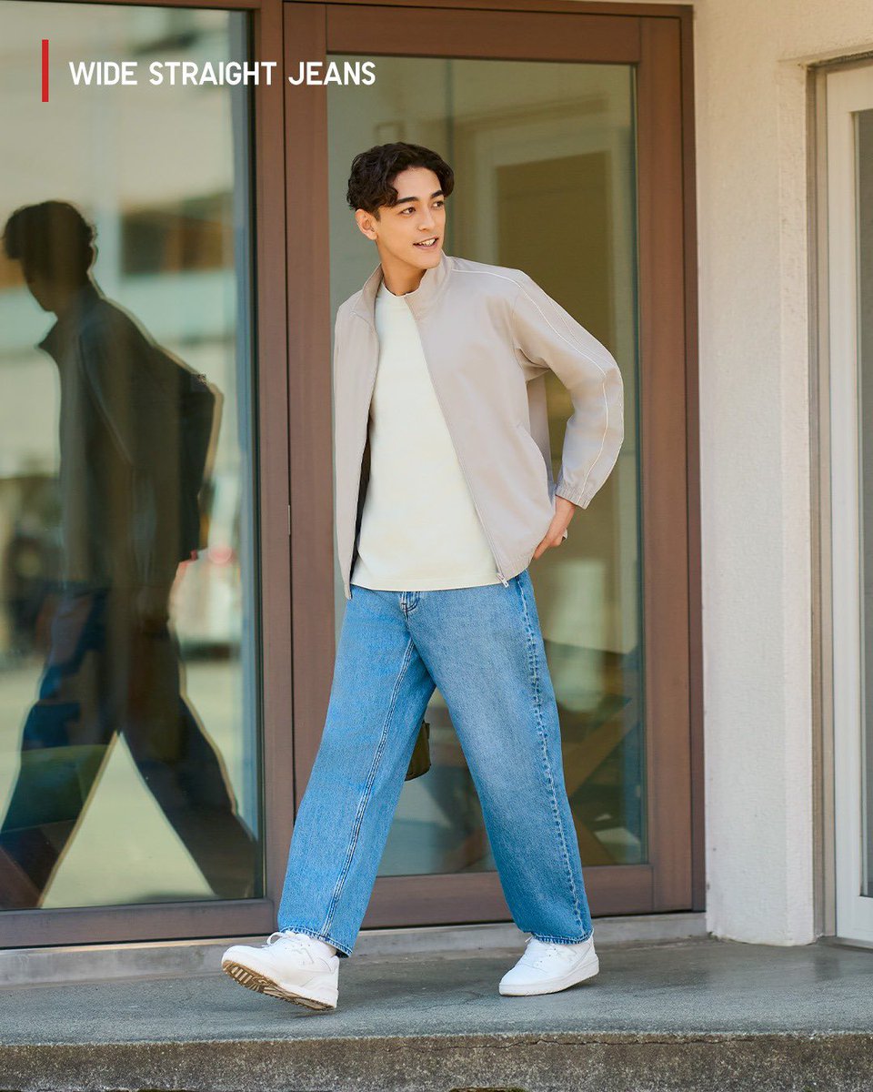 Create fun matching outfits with UNIQLO jeans and step into a world of captivating blues. Explore our collection featuring styles for women and men.
Which one will you choose &amp; How do you wear your
UNIQLO Jeans?

Slim Flare Trouser Jeans: 479003
EZY Extra Stretch Jeans: 475597