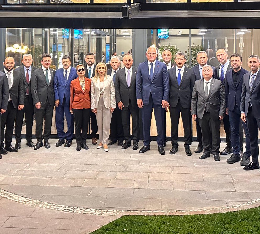 Bakanlarımızla, Milletvekillerimizle, 
İl ve İlçe Başkanlarımızla…
Türkiye Yüzyılı vizyonu çerçevesinde Antalya’mız için çalışmaya  devam...
#AntalyayıSeviyoruz 
📍Ankara