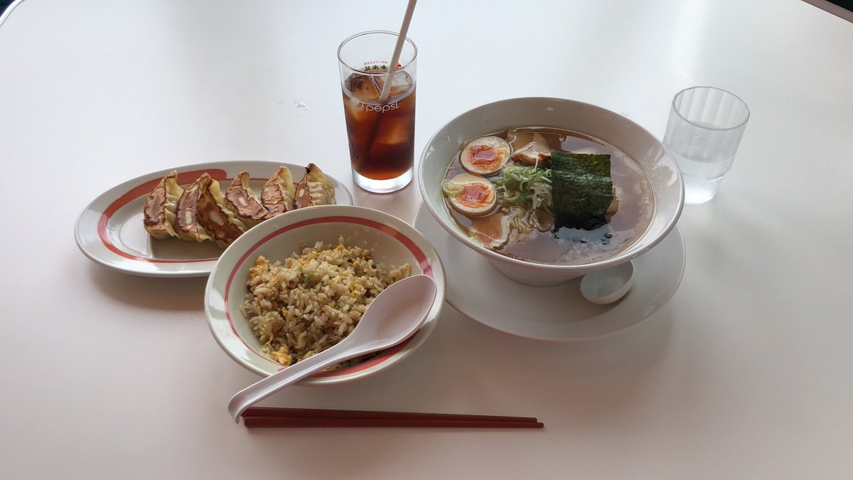 おひるなう🍜🥟