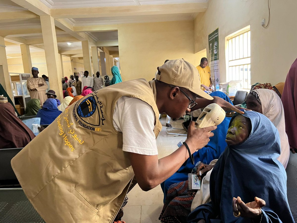 voiceofnigeria's tweet image. Saudi Arabia has launched the “Saudi Noor” ophthalmic volunteer programme in Yobe State, Nigeria, through the King Salman Humanitarian Aid and Relief Center (KSrelief). 

#HumanitarianRelief #EyeCare #UniversalHealth
