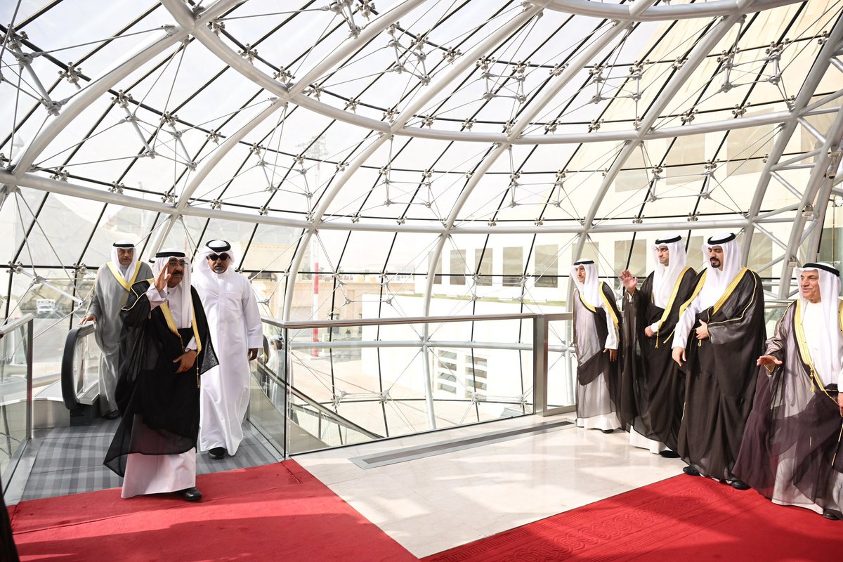 حضرة صاحب السمو أمير البلاد الشيخ مشعل الأحمد الجابر الصباح يغادر والوفد الرسمي المرافق لسموه أرض الوطن متوجها إلى المملكة العربية السعودية الشقيقة لحضور مؤتمر القمة الخليجية الأمريكية