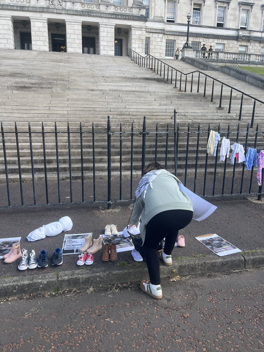 🇵🇸🏳️🌈🏳️⚧️CarálNíChuilín, Is Deontóir Mé ✊ (@caralnichuilin) on Twitter photo SF were at the .<a href="/NoG3nocide/">Mothers Against G3nocide</a> protest at Stormont. Need for an immediate & permanent ceasefire, we all need to condemn the use of starvation as collective punishment. End the genocide now, let aid in now & let Gaza live 💔💔💔 SF were at the .<a href="/NoG3nocide/">Mothers Against G3nocide</a> protest at Stormont. Need for an immediate & permanent ceasefire, we all need to condemn the use of starvation as collective punishment. End the genocide now, let aid in now & let Gaza live 💔💔💔