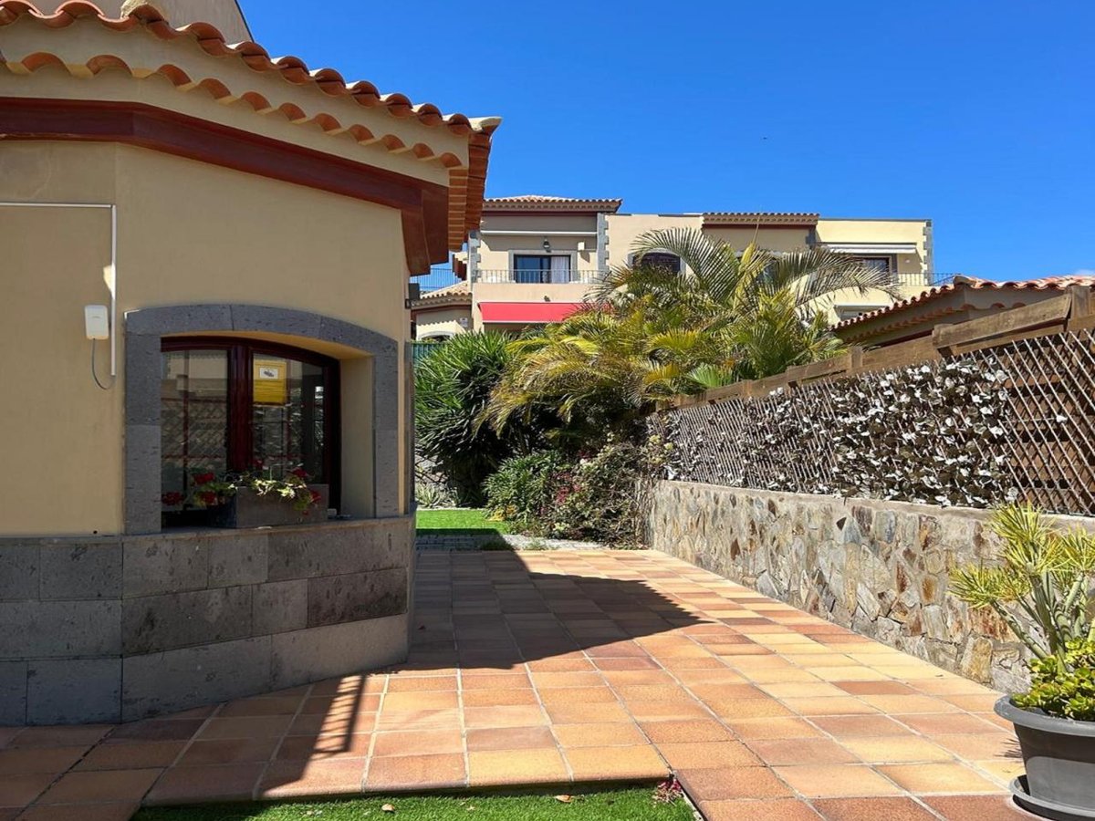 Exclusiva vivienda en Salobre Golf, Las Palmas. 3 habitaciones, 3 baños, 2 garajes y trastero. 147m² de comodidad y espacio. ¿Te interesa?
Más info aquí bit.ly/458VcR2

#SalobreGolf #ViviendaEnLasPalmas #CasaEnLasPalmas #Inmobiliaria