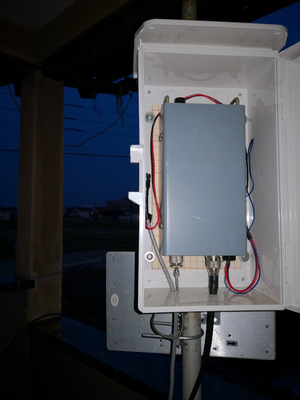 JK1XUQ/1, Thanks for the QSO on 6cm FM.
The distance between the two points using building reflection is 12 km.