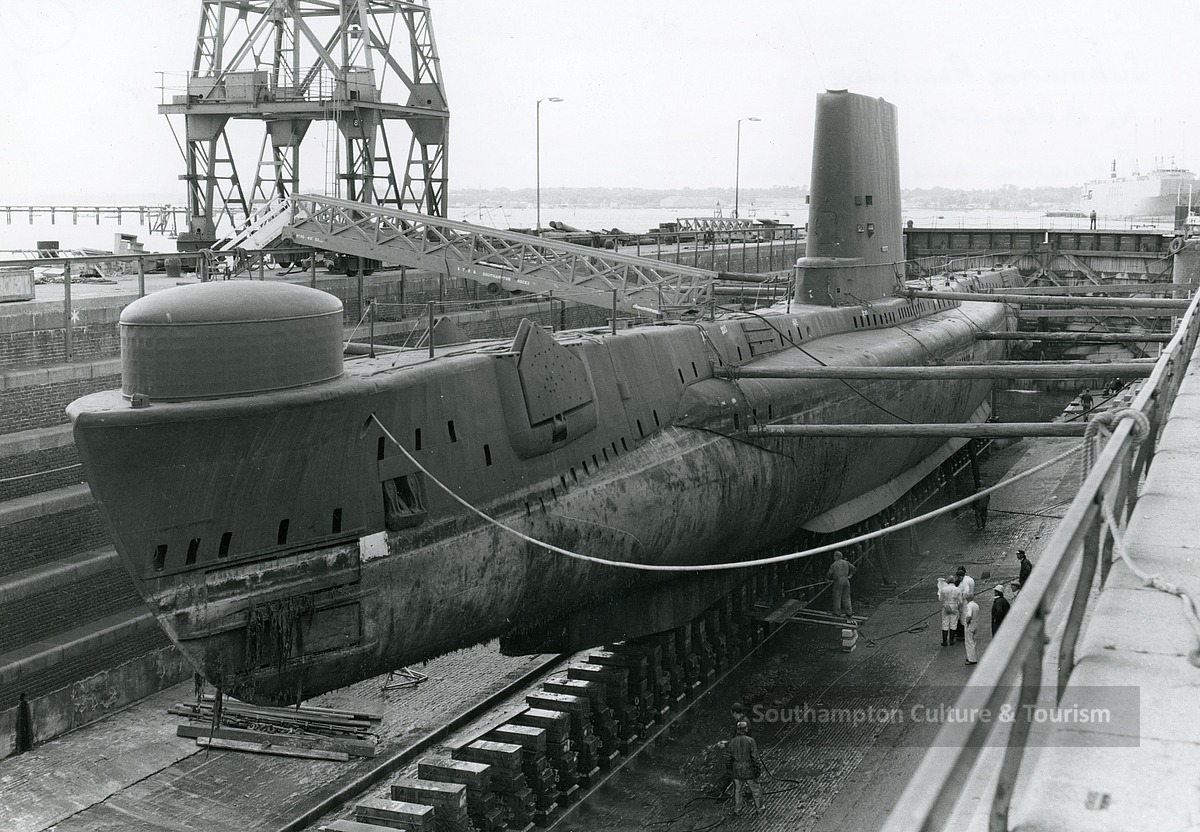 #OnThisDay - 14 May 1947 - HMS Alliance Commissioned.

HMS Alliance in Southampton’s No. 4 Dry Dock, August 1979 — shortly before her transfer to Gosport to become part of the Royal Naval Submarine Museum.

bit.ly/3wKFk84

📷  Southampton Culture and Tourism