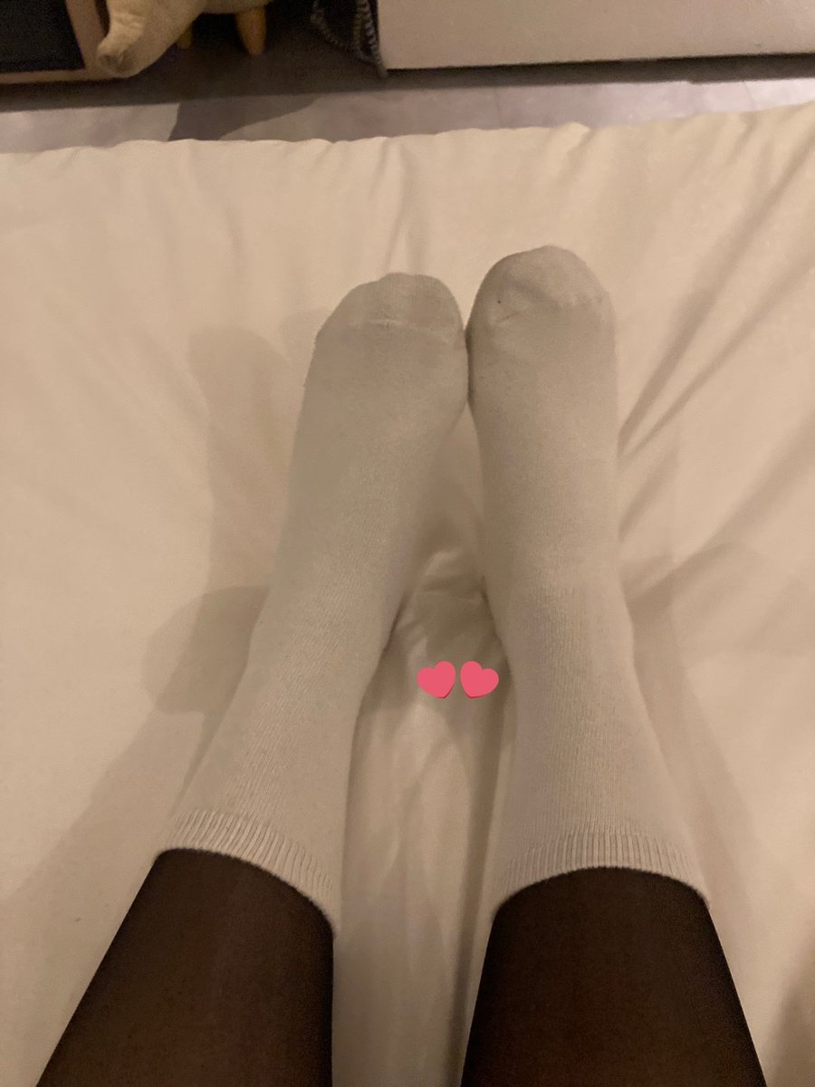 간만에 검스신고 상납 atm기 밟으러ㅋㅋ 3일 양말, 스타킹 구매 뎀 ㄱ
#상납 #신던스타킹 #신던양말 #입던팬티 #atm