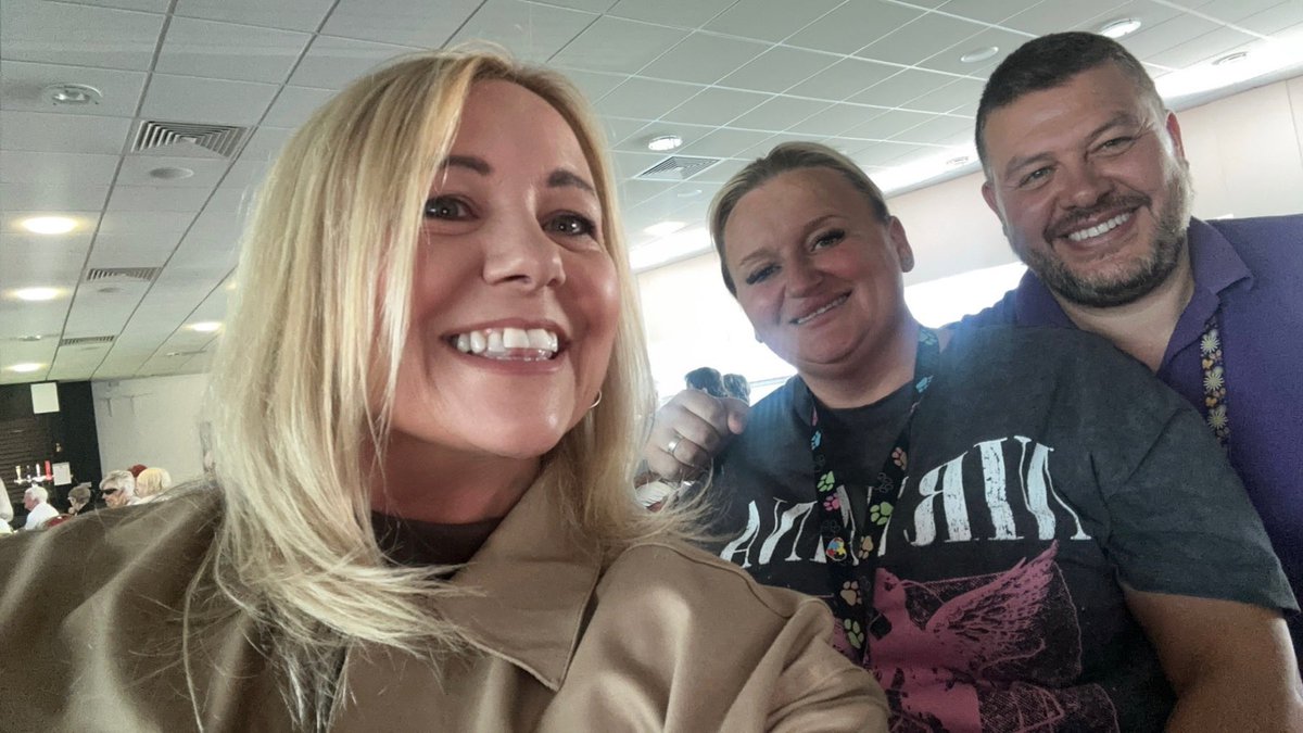 YeomanSally's tweet photo. Lovely to be able to pop down to the @CommunitySaints Reminisce Cafe today. Brilliantly organised by Gaz &amp; Barry. Pleasure to sit with Randolph and Vicky from the activities team at St Mary’s Care Centre. The Foundation making such a difference in our Borough #StHelenstogether ❤️ https://t.co/z1N6ikoNfY