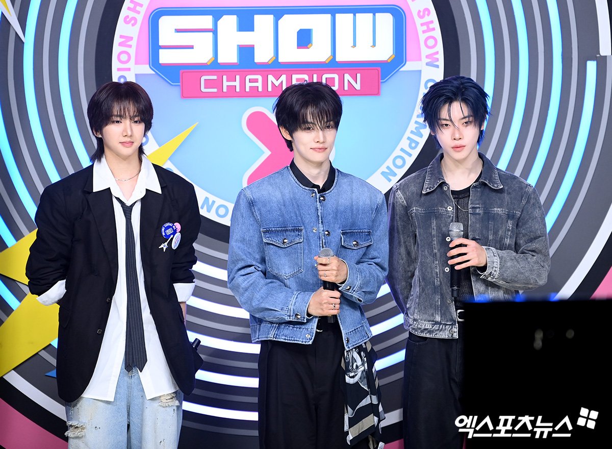 CLOSEYOUREYES ヨジュン　5/30 ツーショ ツーショット CLOSEYOUREYES ヨジュン 5/30 ツーショ ツーショット 📸