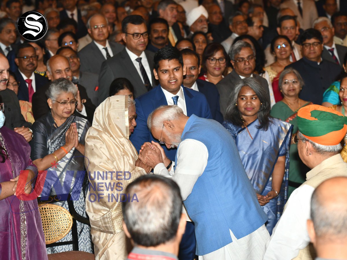 The Statesman (@thestatesmanltd) on Twitter photo Chief Justice of India #BhushanRamkrishnaGavai met with Prime Minister #NarendraModi and members of the Union Cabinet following his swearing-in ceremony at #RashtrapatiBhavan in New Delhi on Wednesday.
📷~ UNI
<a href="/narendramodi/">Narendra Modi</a> | #CJI #India #NewDelhi #TheStatesman Chief Justice of India #BhushanRamkrishnaGavai met with Prime Minister #NarendraModi and members of the Union Cabinet following his swearing-in ceremony at #RashtrapatiBhavan in New Delhi on Wednesday.
📷~ UNI
<a href="/narendramodi/">Narendra Modi</a> | #CJI #India #NewDelhi #TheStatesman