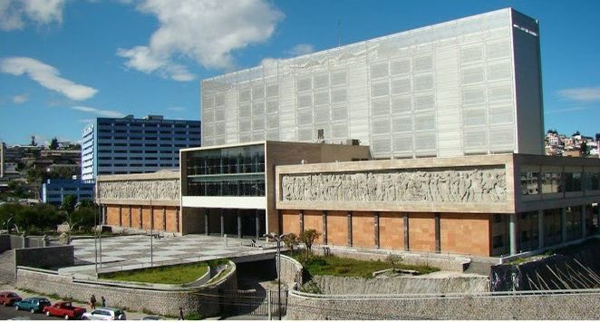 Hoy se posesiona una nueva Asamblea Nacional.
Y con ella, se renueva una parte de la esperanza colectiva.

Pero el Ecuador ya no puede seguir esperando.
Necesitamos un país con oportunidades reales.
Donde nuestros jóvenes no tengan que migrar para sobrevivir.
Donde quedarse sea