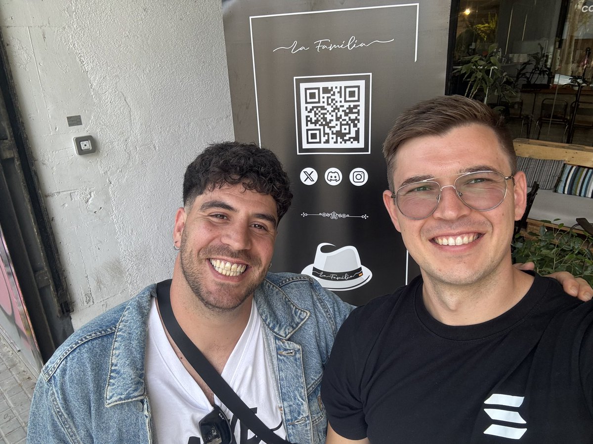 Ivan 🧳 tweet media