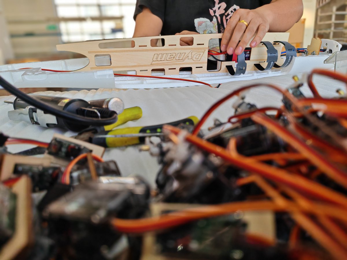 dynamhobby's tweet image. Every screw, wing, and wire shapes a pilot’s dream. ✈️✨

Ready to soar? Your #RC journey starts with @DynamRC!

🔗 dynamrc.com
#RCAirplanes #ModelFlying #RCLife