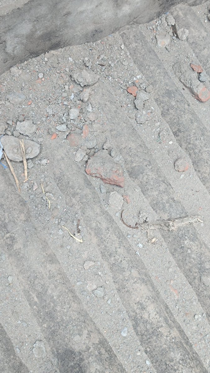 Subham_2716's tweet photo. @GHMCOnline Ongoing construction behind my house is throwing stones/debris on to my property during drilling. It's unsafe and damaging. Please take immediate action.
Name: Subham Kumar
Add: Street no:2, Addagutta Society, Jntu, Kukatpally
Ph: 6305393860 https://t.co/M9e8K61Se4