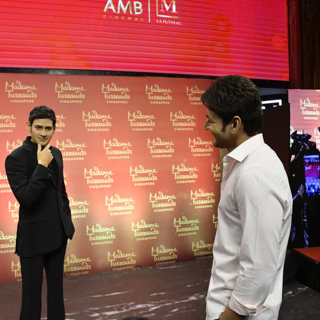 Mahesh Babu looking at his competitor