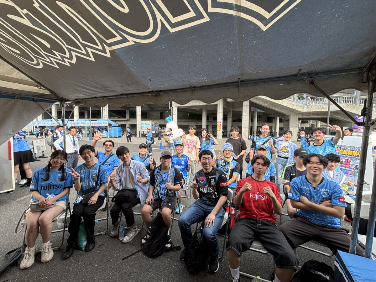 frontale_staff's tweet photo. ／
見事51,400歩歩いた20名です!!
＼

お疲れ様でした👏

【営業】#frontale #ハイカロリー祭り https://t.co/y14od5zhCU